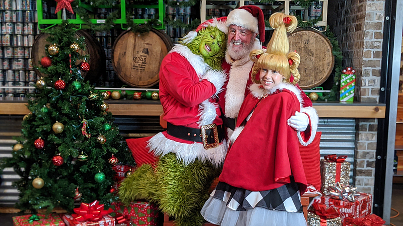 UPCOMING EVENT (SAT 12/03) - Sips & Sweets With Santa @ AleSmith Brewery in San Diego